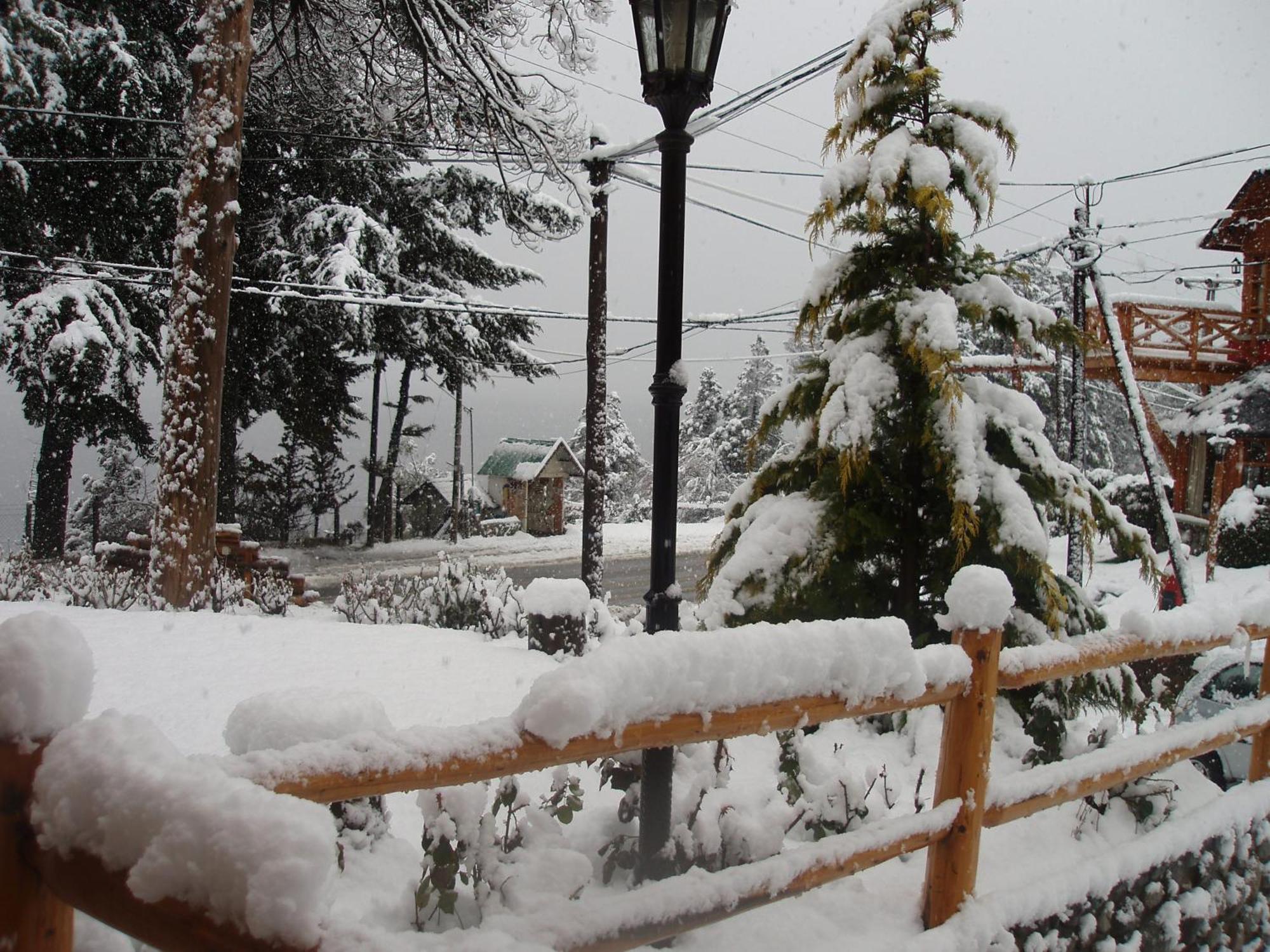 Hotel Lejano Nahuel San Carlos de Bariloche Exterior foto