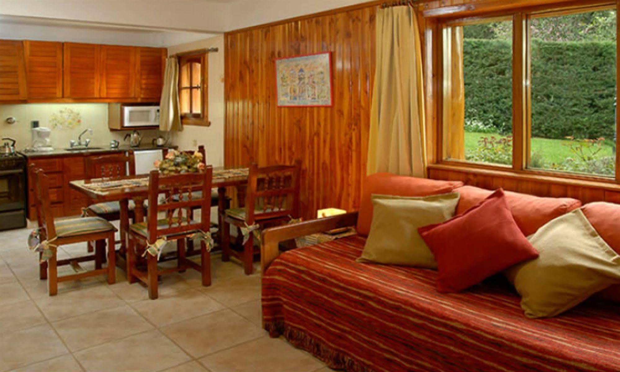 Hotel Lejano Nahuel San Carlos de Bariloche Exterior foto
